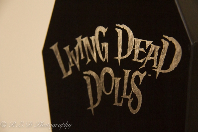 rhidixonblog lifestyle blogger living dead dolls